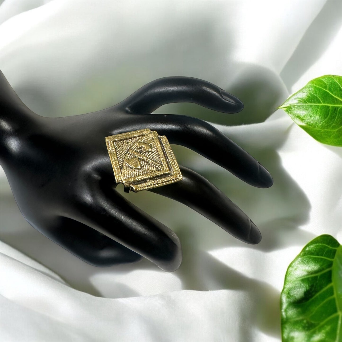 Pyramid Heirloom: Secrets of Time Ring