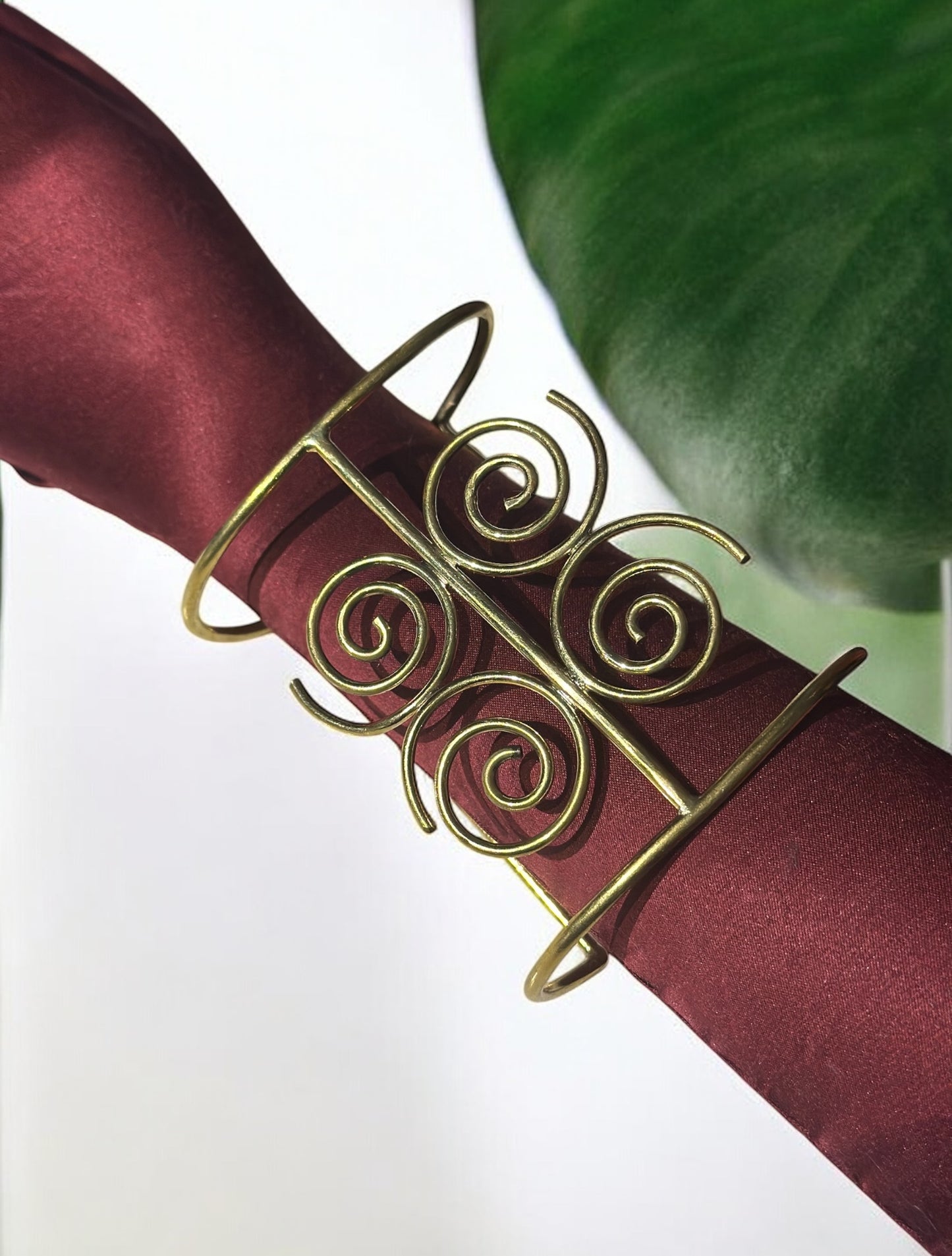 Dwennimmen Strength Cuff