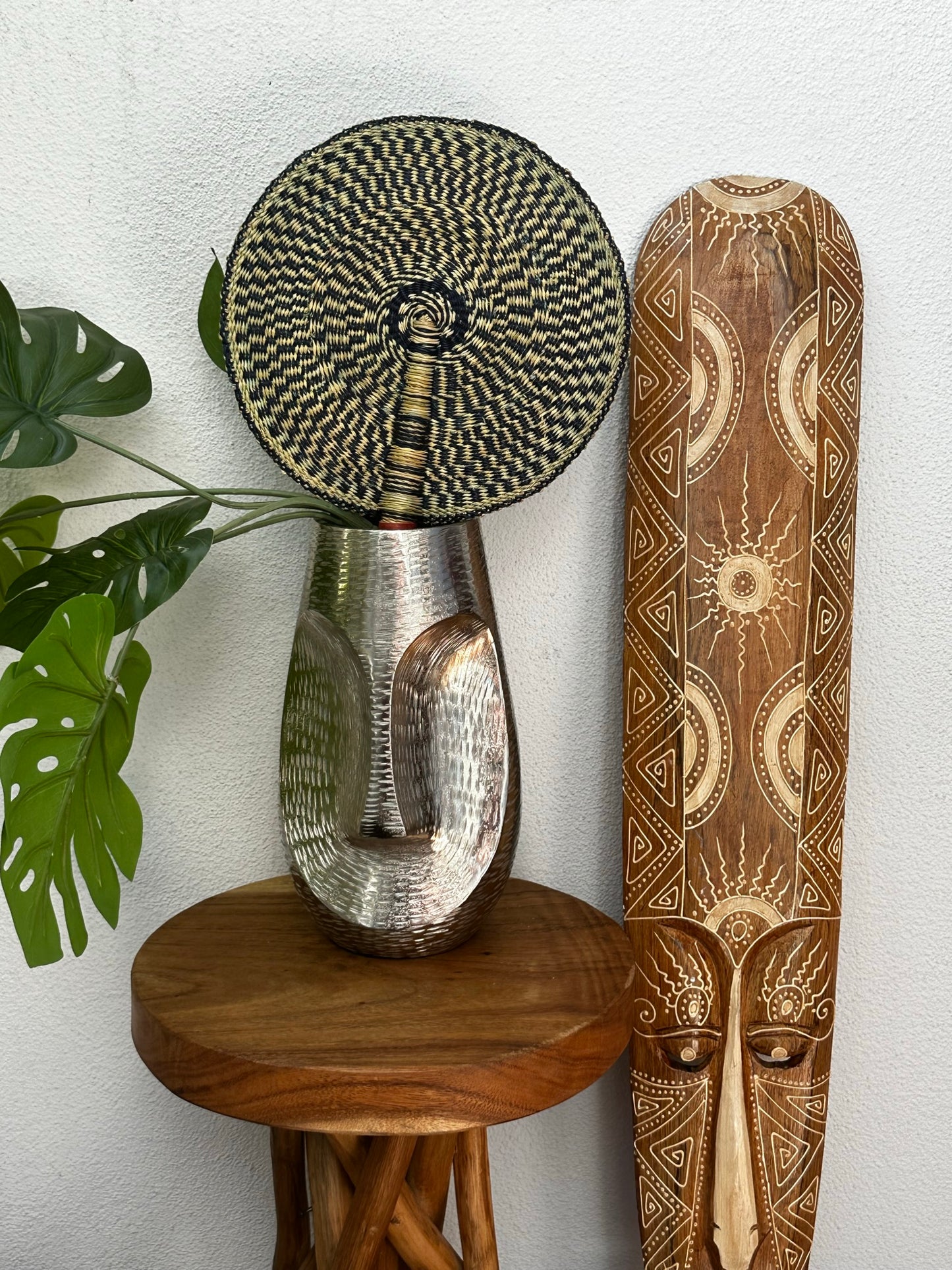 Black Natural Circle Woven Fan