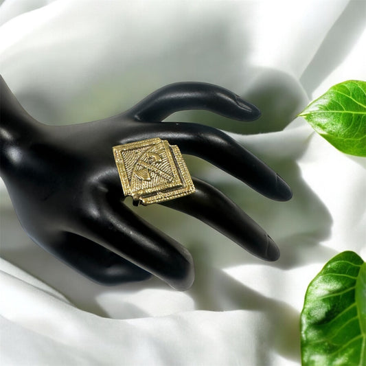 Pyramid Heirloom: Secrets of Time Ring