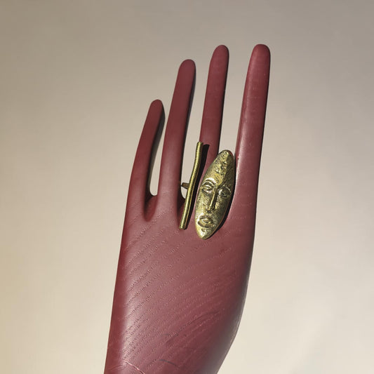 Sanaa Face Brass Ring