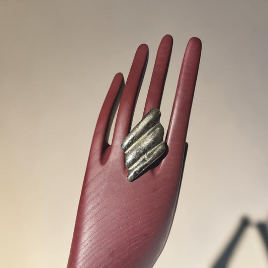 Flowing Horizon Silver Ring