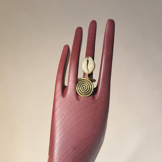 Coastal Spiral Brass Ring