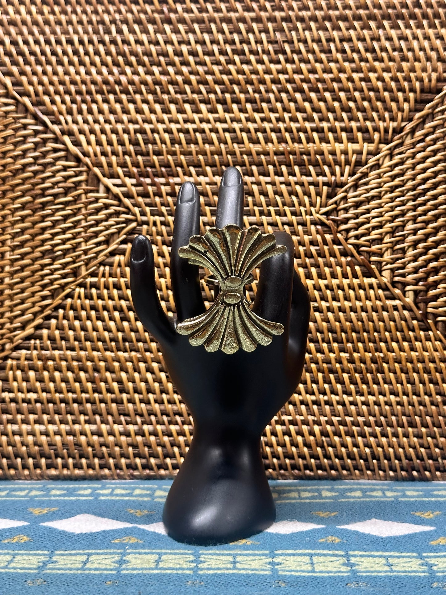 Fan Flair Brass Ring