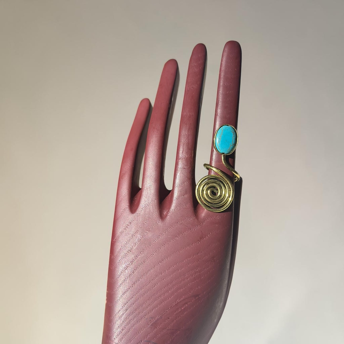 Oasis Spiral Brass Ring