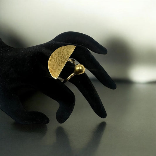 Lunar Solstice: Eternal Glow Ring
