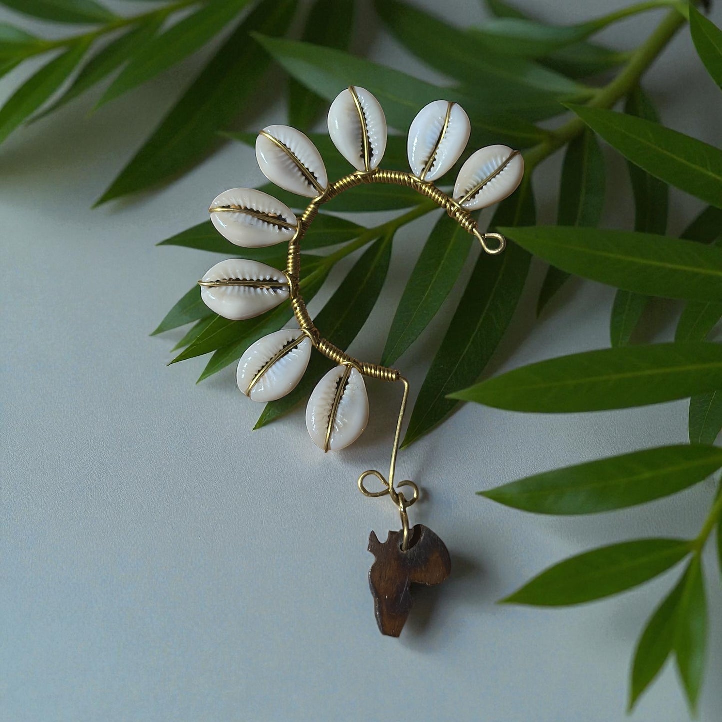 Heart of Heritage Ear Cuff – Right Ear