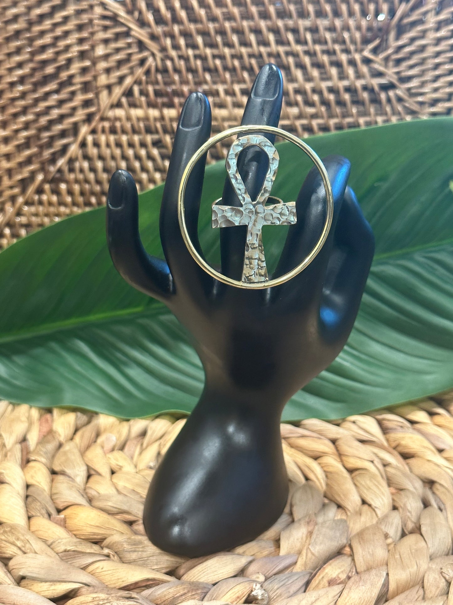 Anel de latão Ankh estilo 3