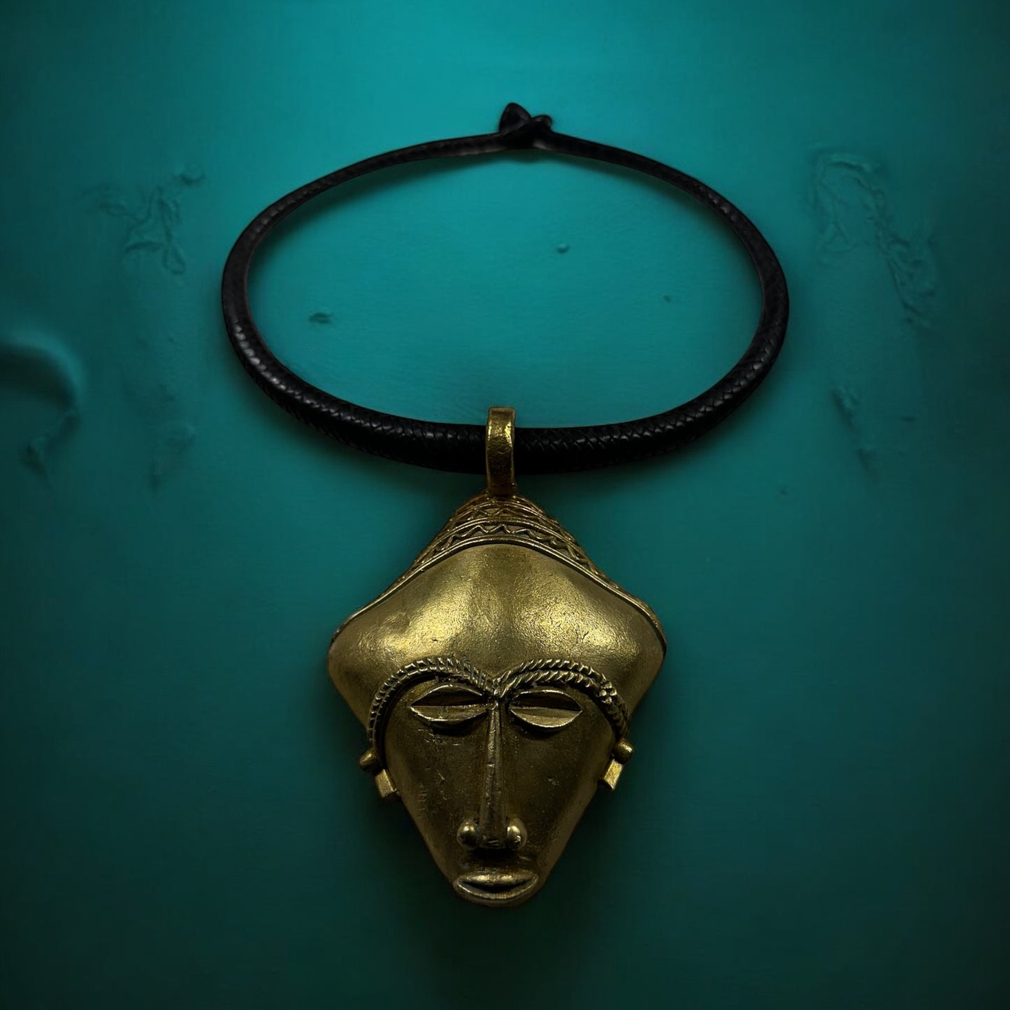 Bearer of Light Adornment