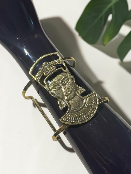 Nefertiti Majesty Brass Cuff