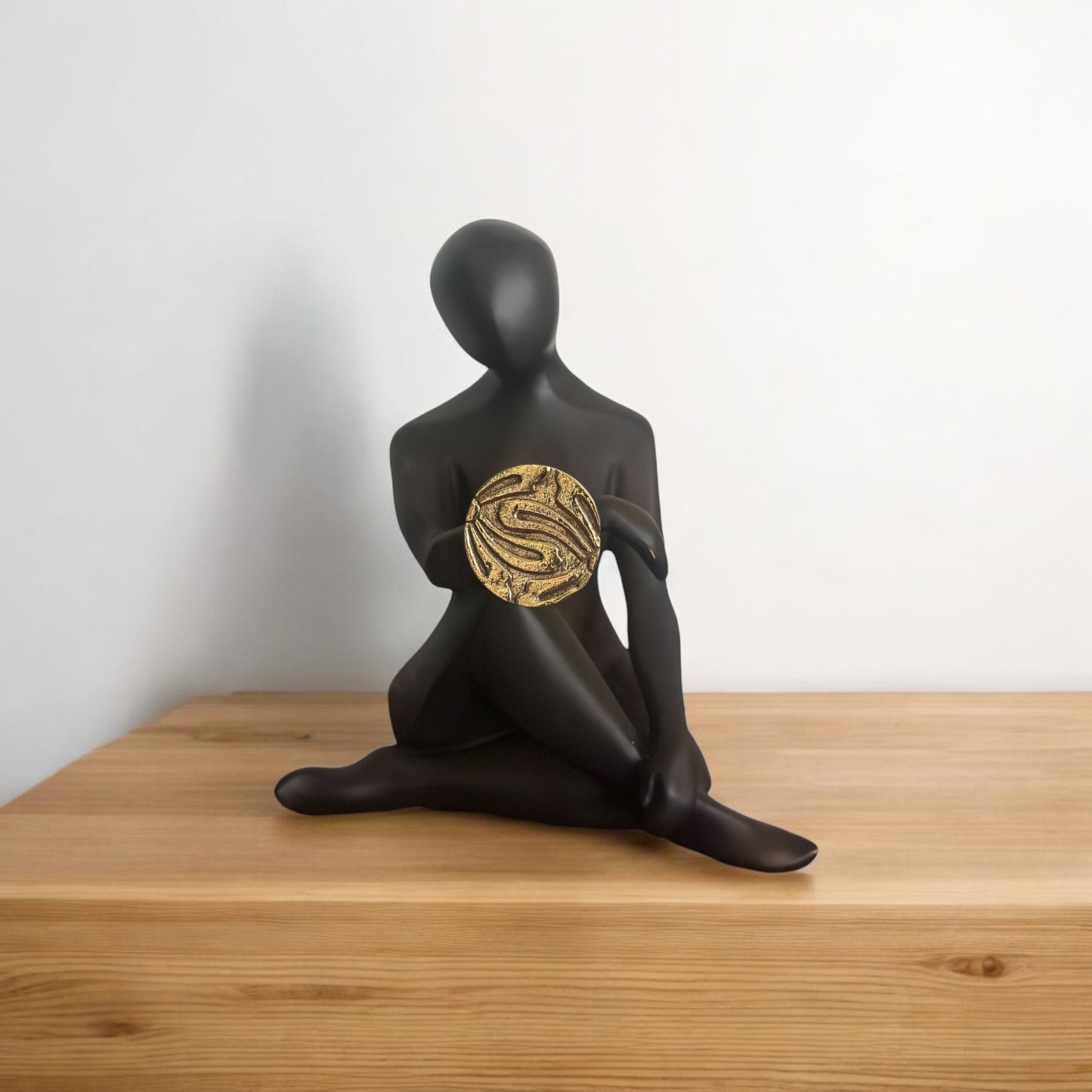 Ra Swirl Ring