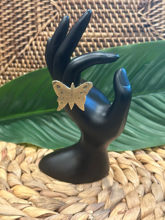 Anel de latão borboleta