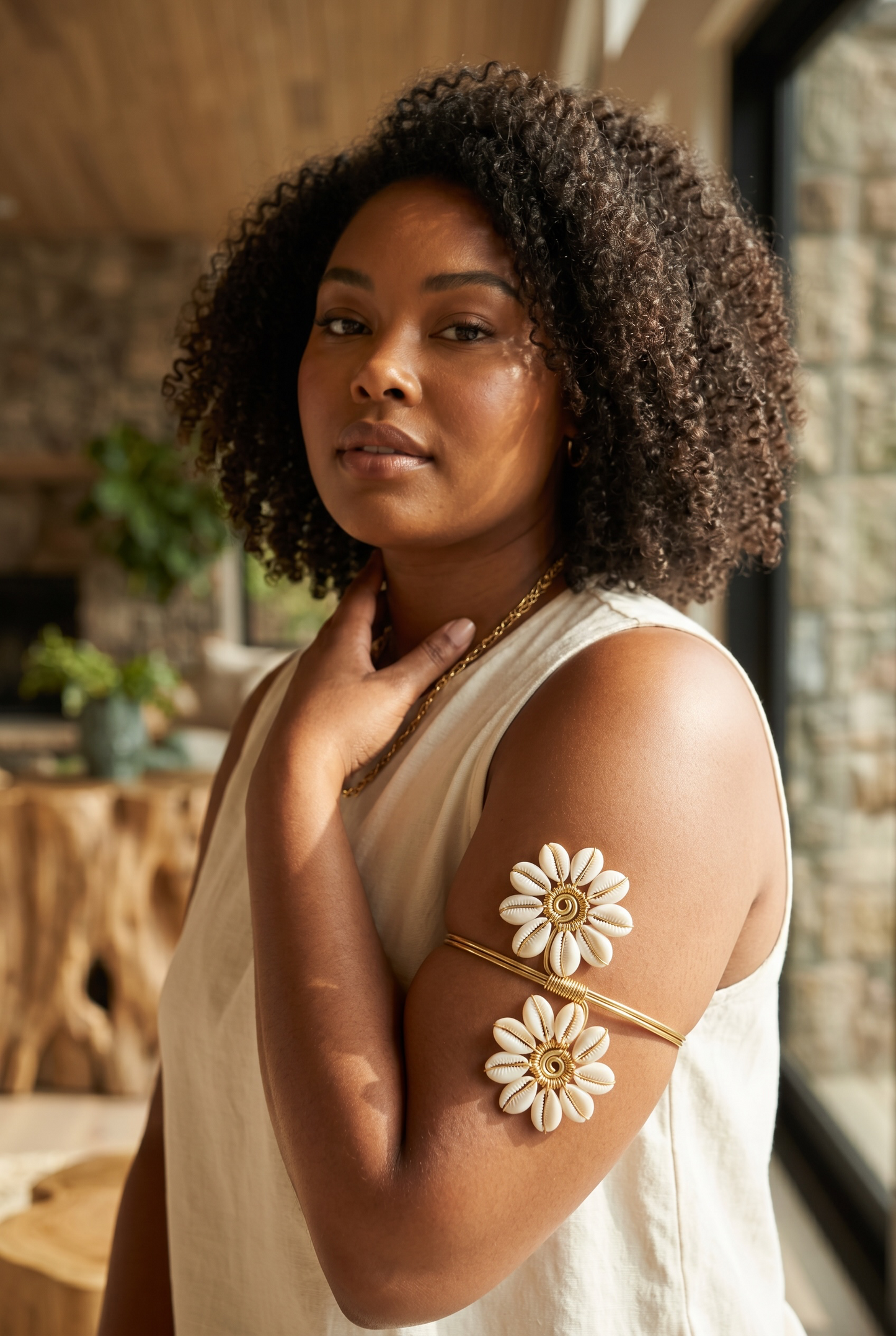 🌼 Bahari Bloom Arm Cuff