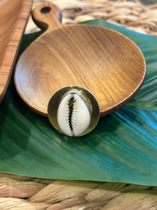 Anel de latão Cowrie Shell estilo 2