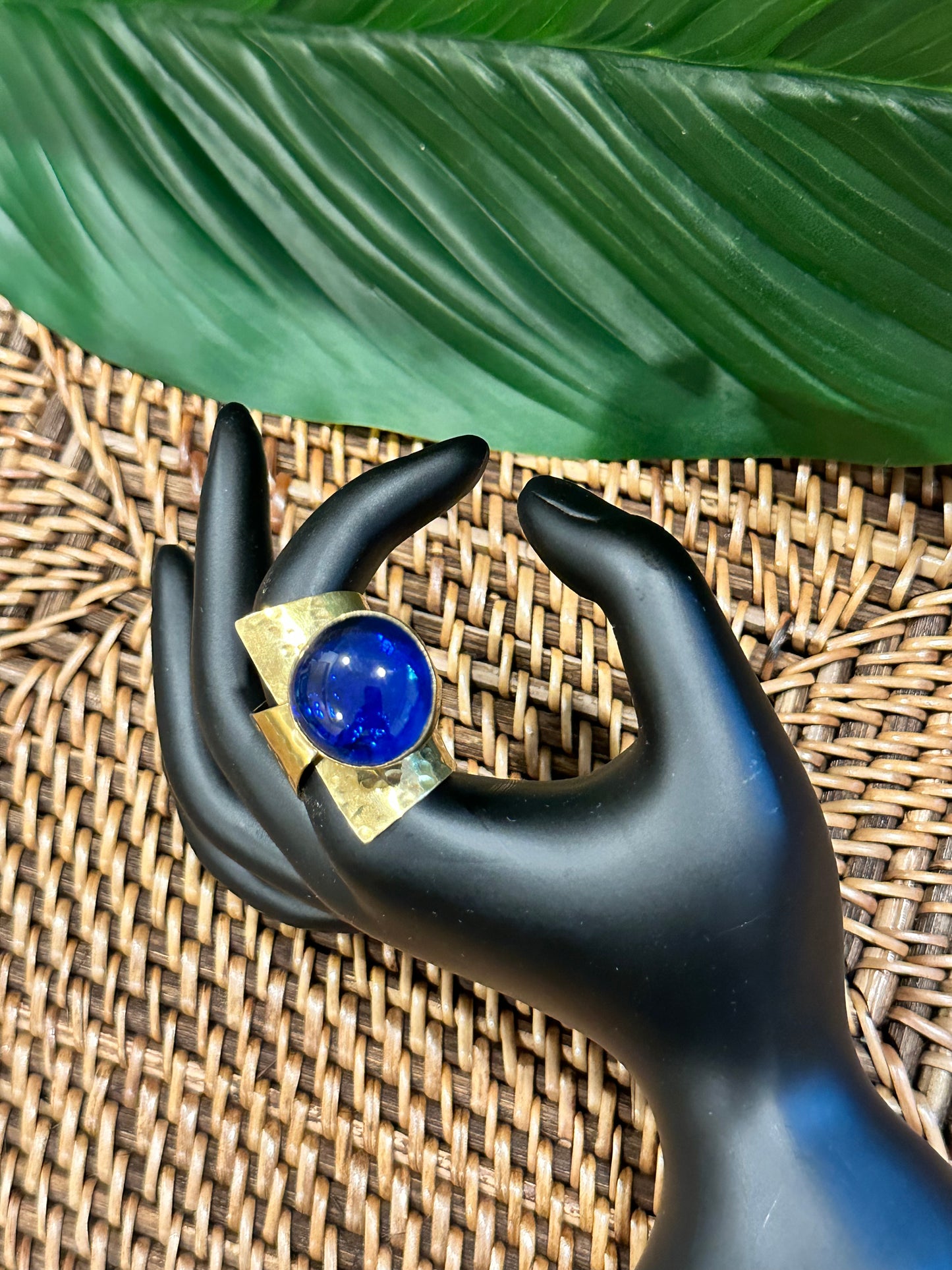 Maji Sapphire Ring
