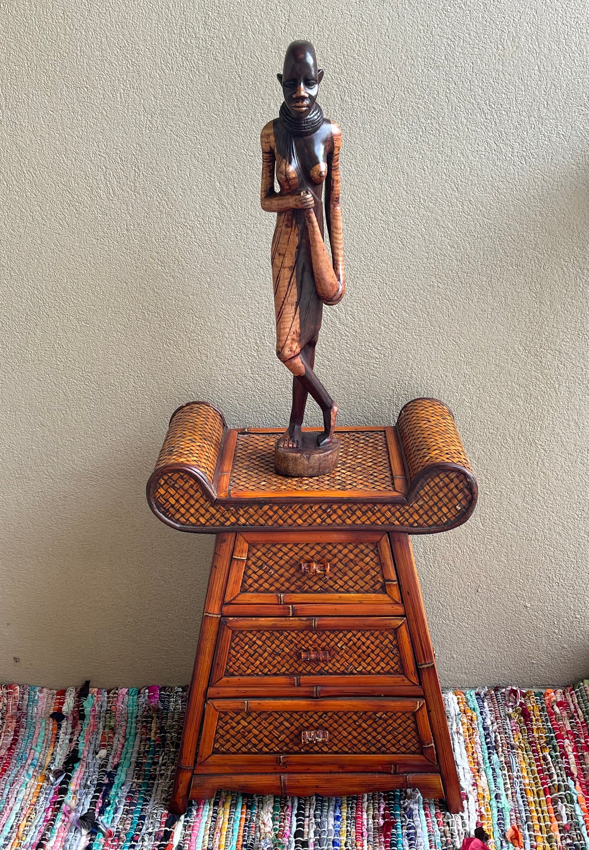 Maasai Woman Statue in Ebony Wood