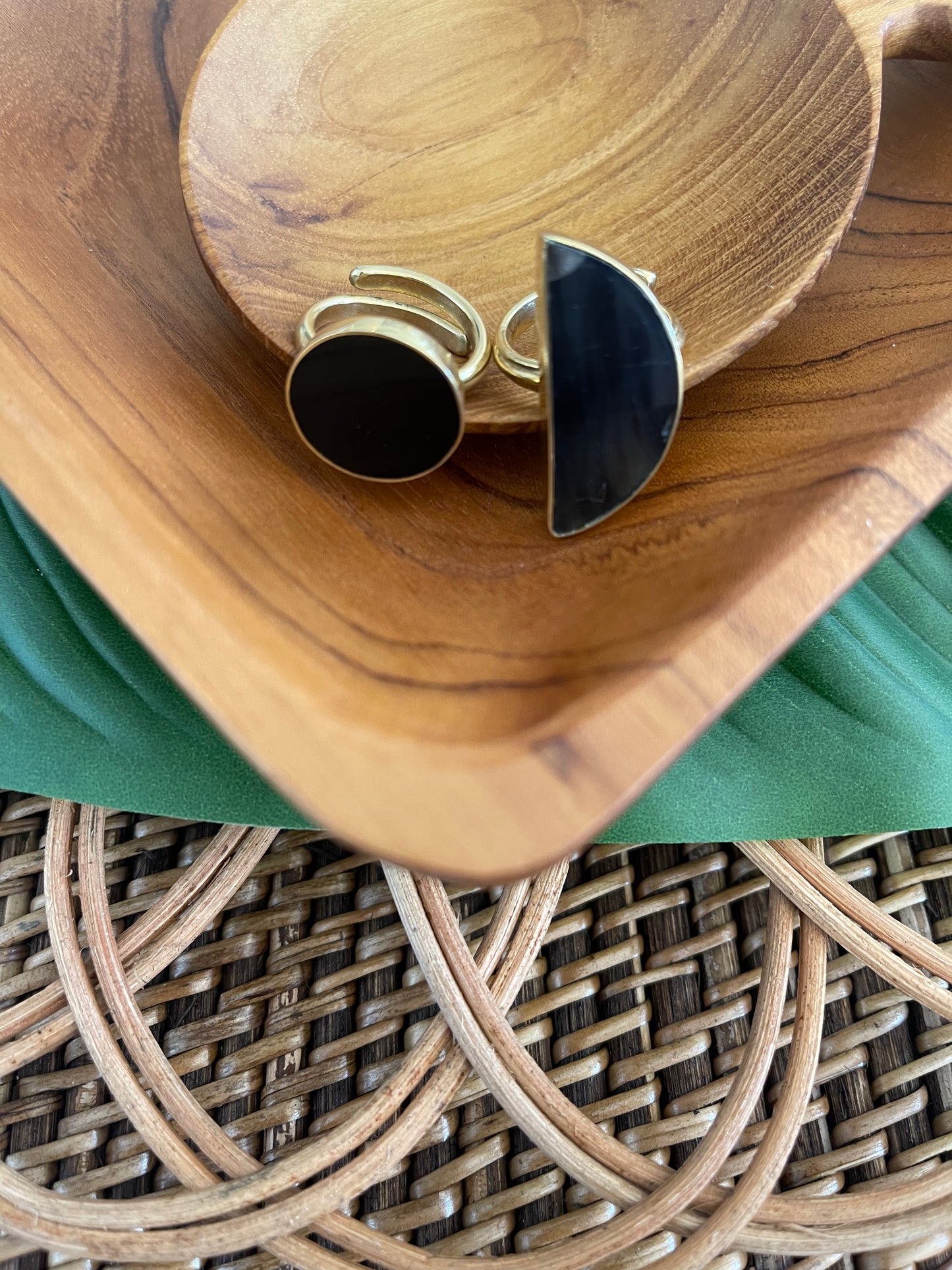 Eshe Onyx Ring